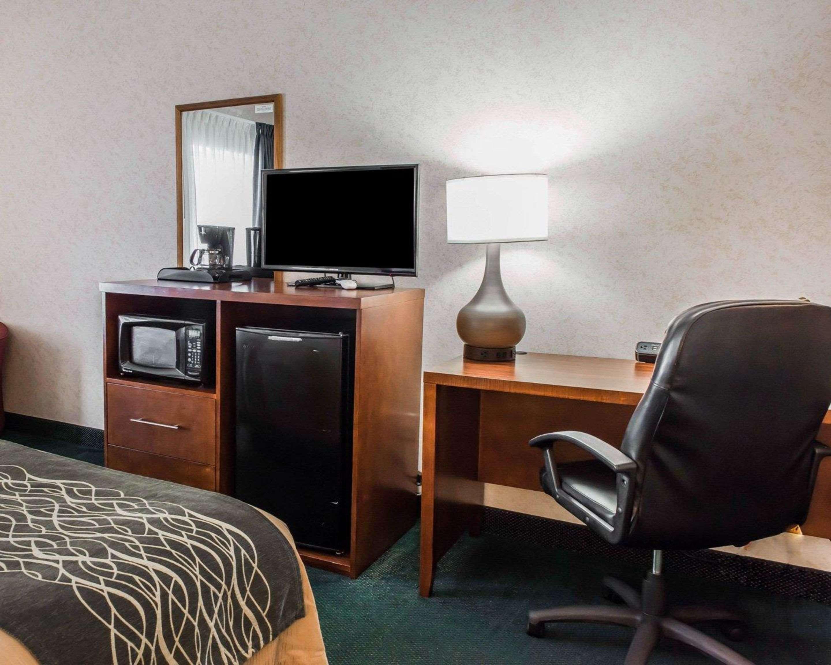 Quality Inn Waynesburg Екстериор снимка