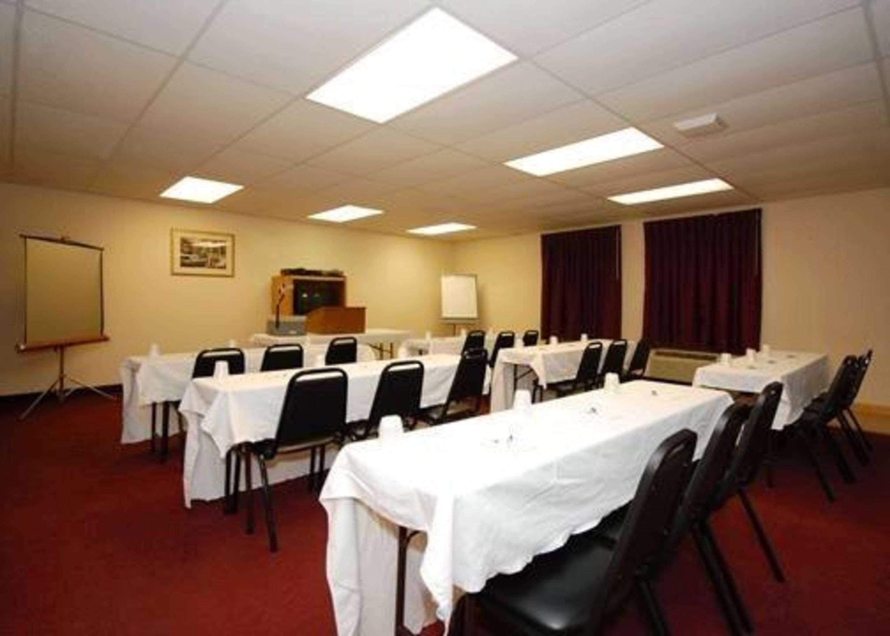 Quality Inn Waynesburg Екстериор снимка