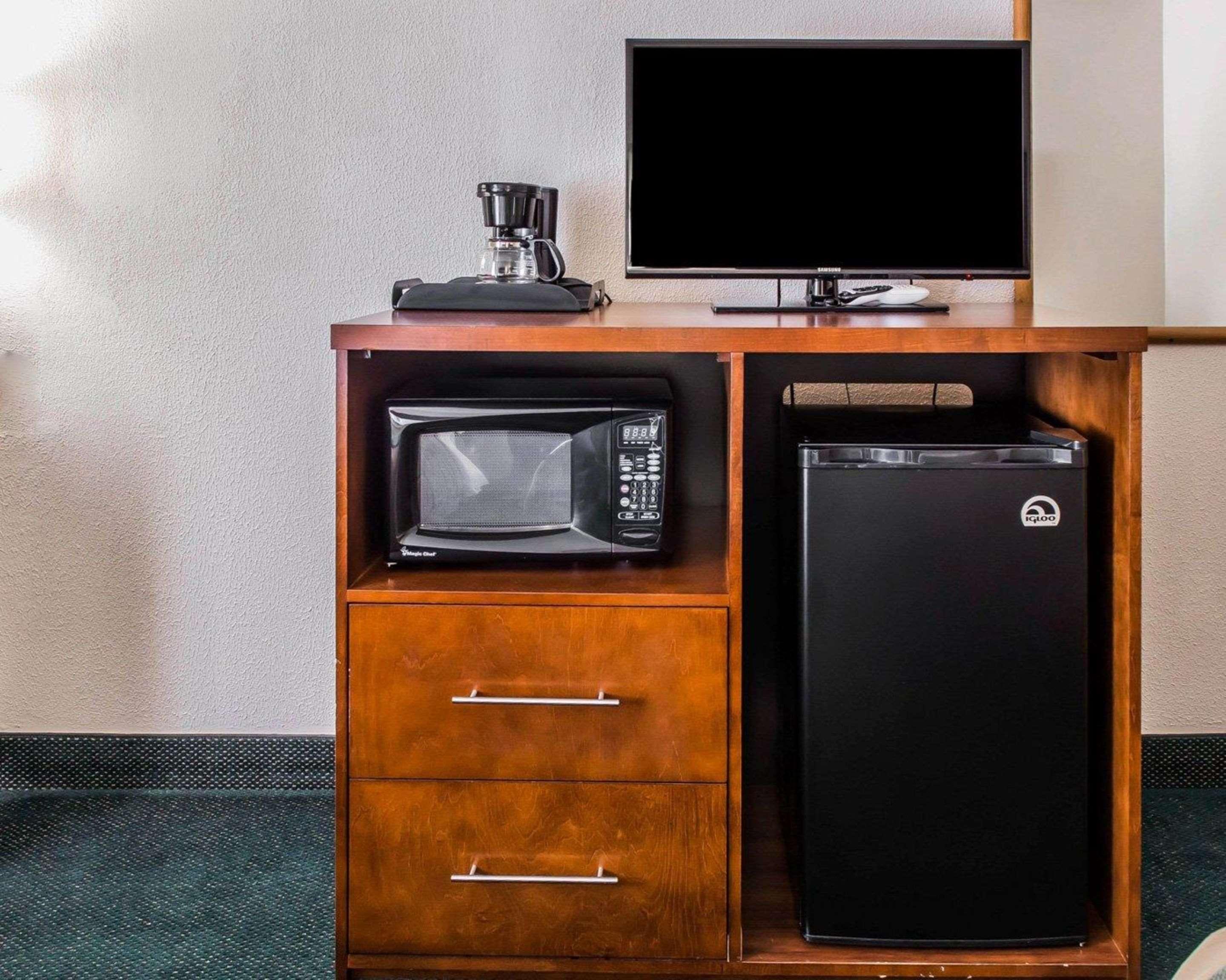 Quality Inn Waynesburg Екстериор снимка
