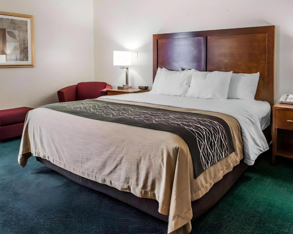 Quality Inn Waynesburg Екстериор снимка